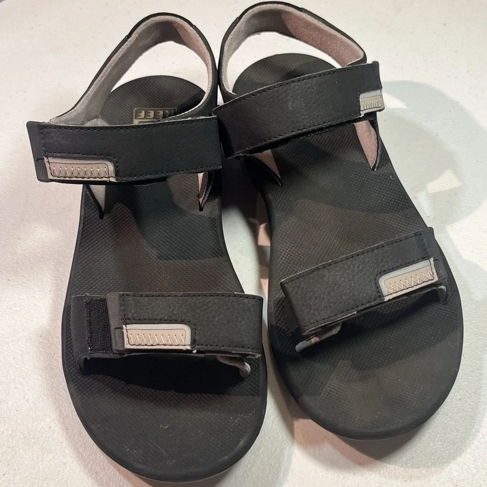 Reef Fanning Baja Sandal Bottle Opener Men's sz. 13 US‎ 46 EU Black Tan